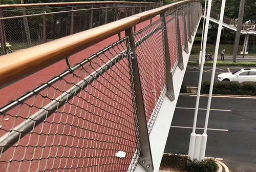 天桥